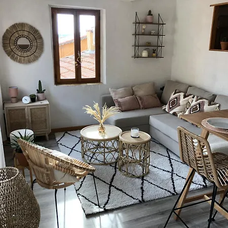 Cosy Sea View Apartament